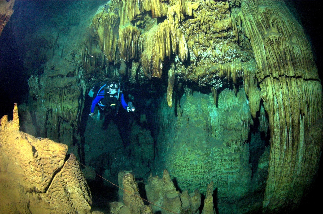 Kavieng Caves